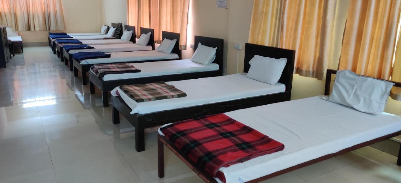 The Salvation Army Red Shield Guest House Calcutta Exteriör bild