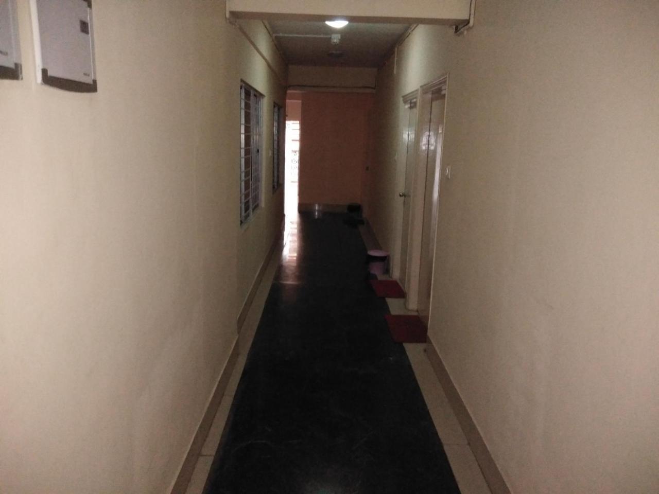 The Salvation Army Red Shield Guest House Calcutta Exteriör bild
